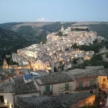 Bed and Breakfast Finestre Su Ibla Ragusa Zewnętrze zdjęcie