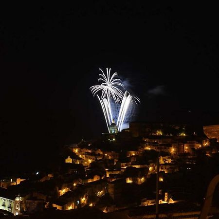 Bed and Breakfast Finestre Su Ibla Ragusa Zewnętrze zdjęcie