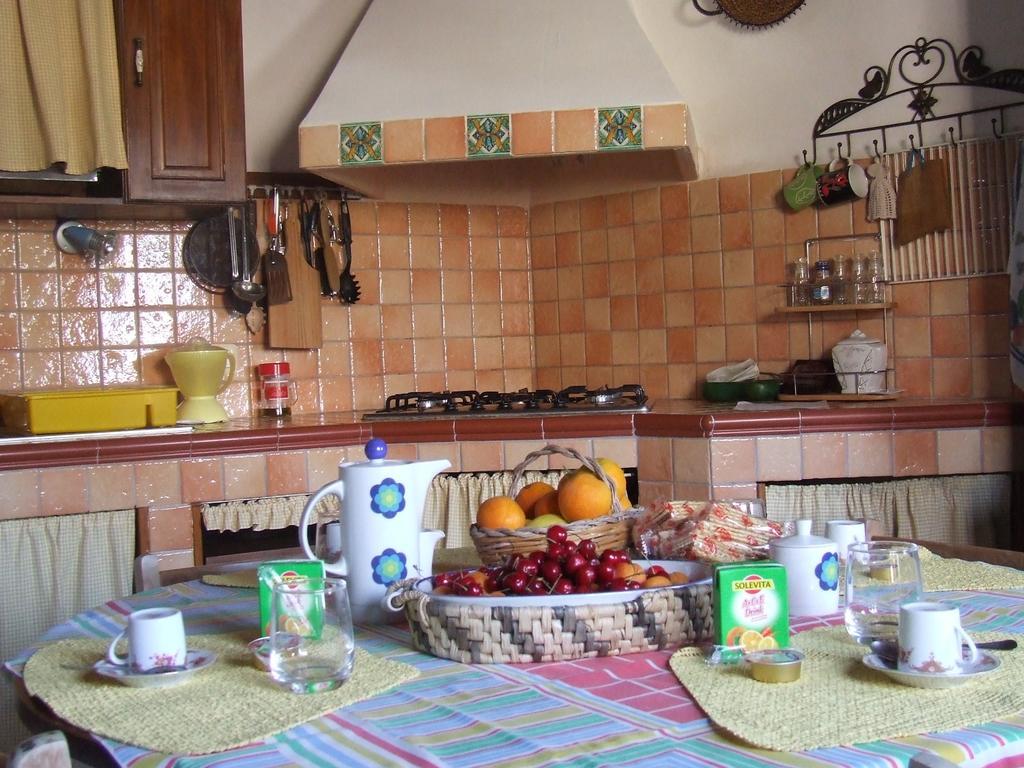 Bed and Breakfast Finestre Su Ibla Ragusa Zewnętrze zdjęcie
