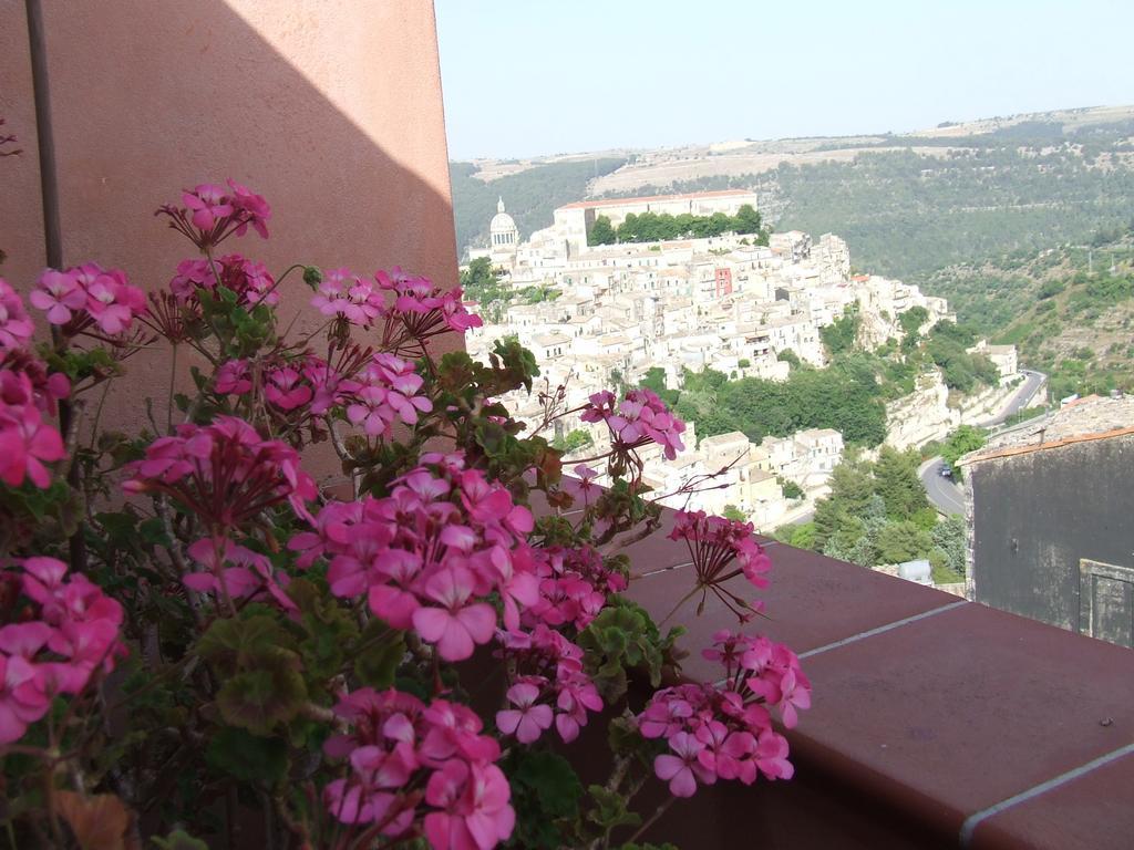 Bed and Breakfast Finestre Su Ibla Ragusa Zewnętrze zdjęcie