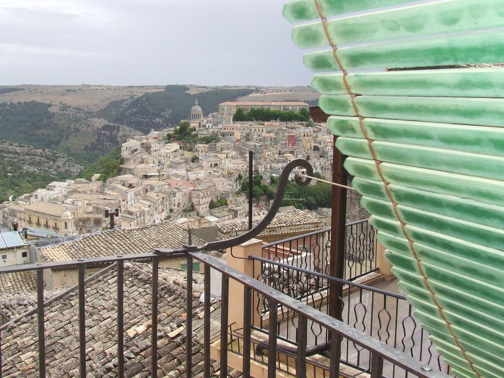 Bed and Breakfast Finestre Su Ibla Ragusa Zewnętrze zdjęcie